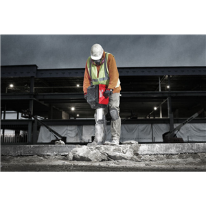 MM MŁOT WYBURZENIOWY FUEL MXF DH2528H-602