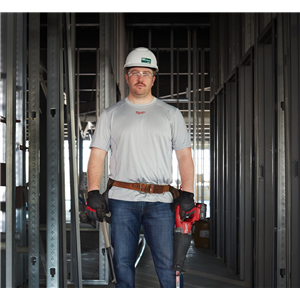 MM LEKKA KOSZULKA Z KRÓTKIM RĘKAWEM WWSSG-M