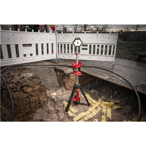 MM MASZT OŚWIETLENIOWY 2800lm SAL2-502B